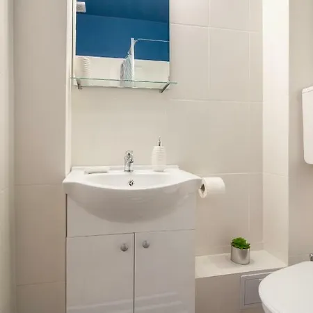 קלוז'-נאפוקה International Aparthotel - Free Parking מראה חיצוני תמונה